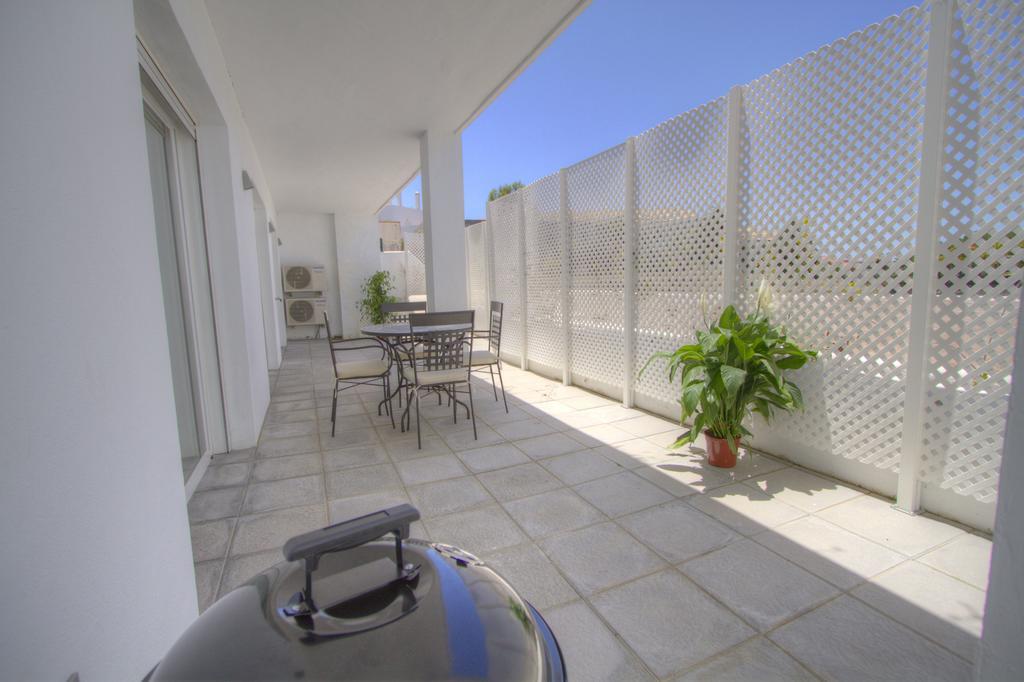 Jardines De Andalucia Apartment มาร์เบยา ภายนอก รูปภาพ